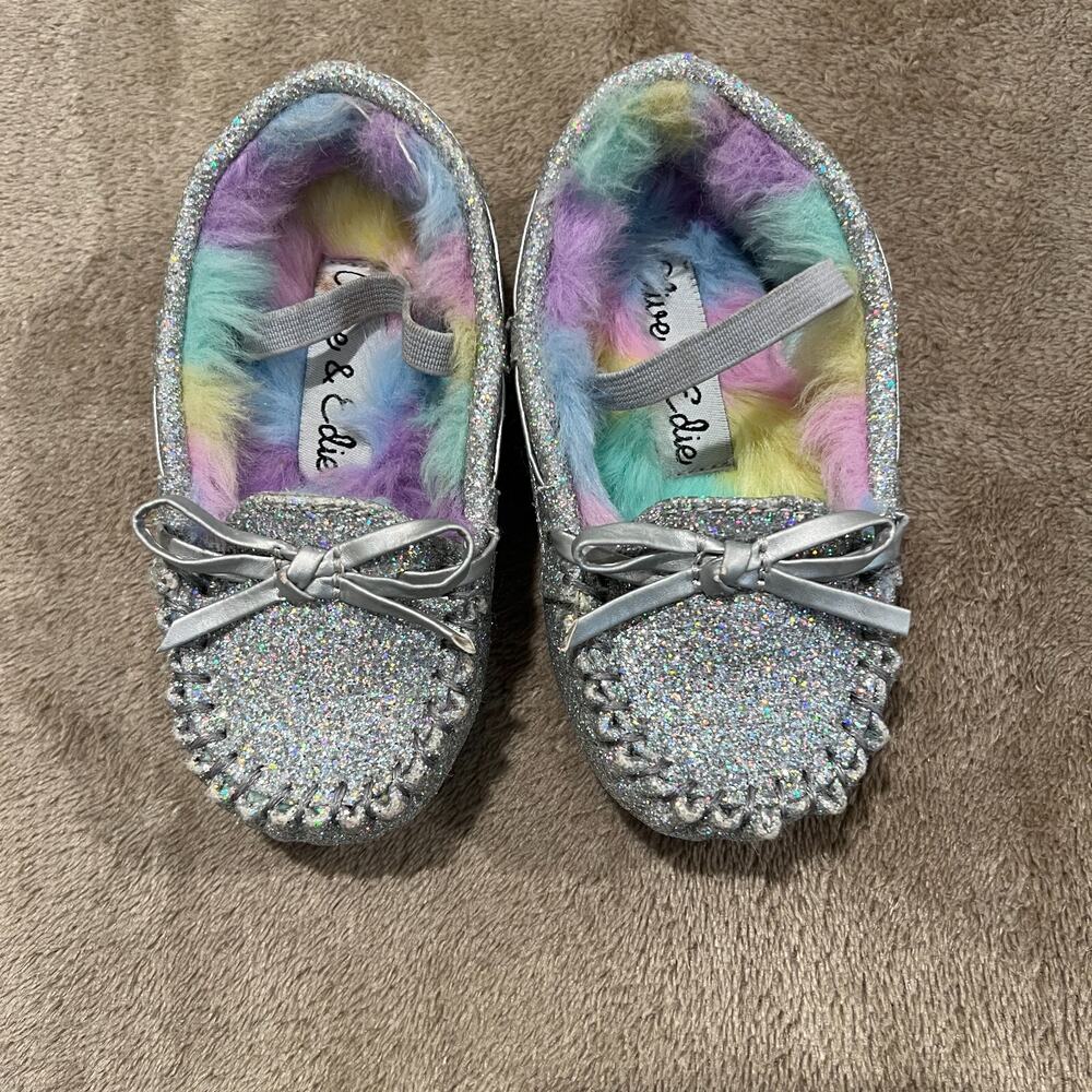 Olive & Edie Silver Glitter Moccasin Slippers, Faux Fur Lined Baby Girl's Size 5